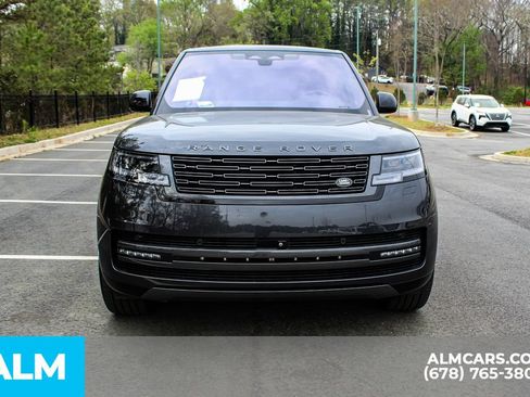 Used 2023 Land Rover Range Rover Long Wheelbase SE AWD/4WD image 9