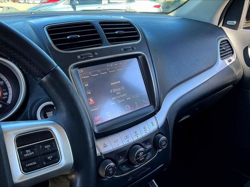 Used 2019 Dodge Journey GT image 5