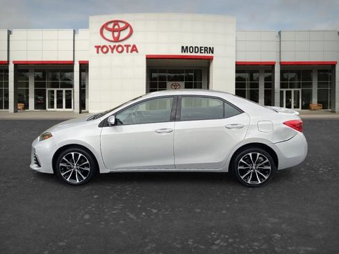 Used 2018 Toyota Corolla SE FWD image 7