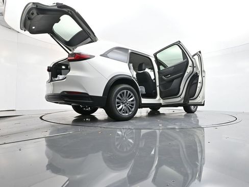New 2026 MAZDA CX-90 3.3 Turbo w/ Select Package image 31