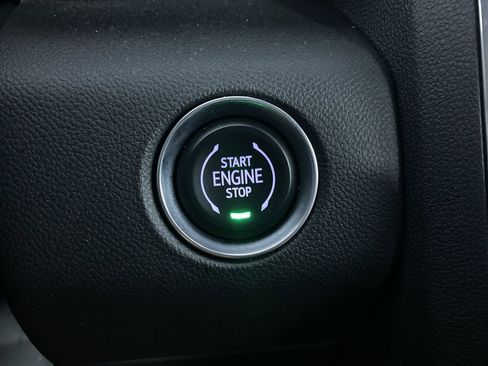 Certified 2025 GMC Acadia Elevation image 9