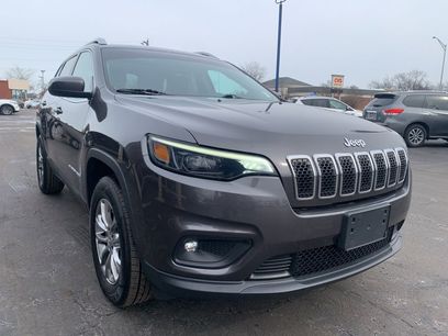 Used 2019 Jeep Cherokee Latitude Plus w/ Comfort/Convenience Group