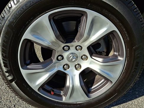 Used 2022 RAM 1500 Laramie image 9