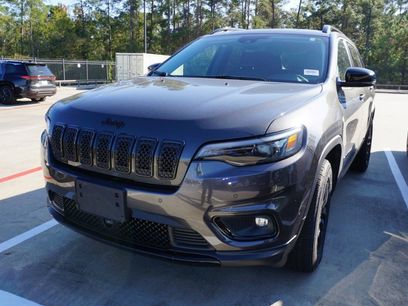 Used 2023 Jeep Cherokee Altitude Lux