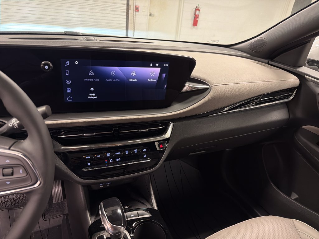 New 2026 Buick Envista Sport Touring FWD image 33
