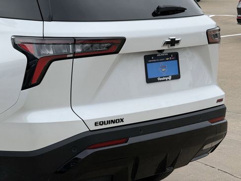 Certified 2025 Chevrolet Equinox RS w/ Safety and Technology Package image 6
