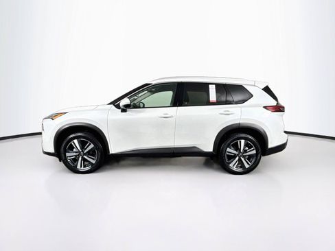 Used 2026 Nissan Rogue SL AWD/4WD image 14