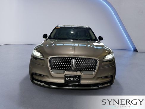 Used 2020 Lincoln Aviator 2WD image 2