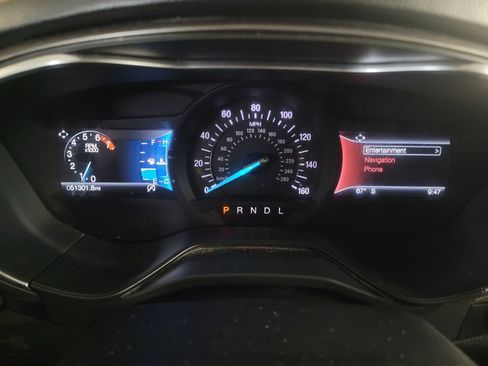 Used 2020 Ford Fusion SE image 23