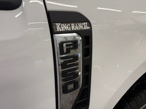 Used 2024 Ford F250 King Ranch AWD/4WD image 31