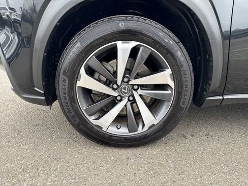 Used 2018 Lexus NX 300h AWD w/ Premium Package image 28