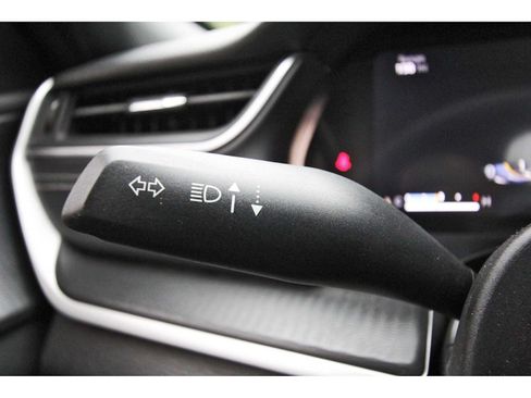 Used 2023 Jeep Grand Cherokee L Laredo AWD/4WD image 16