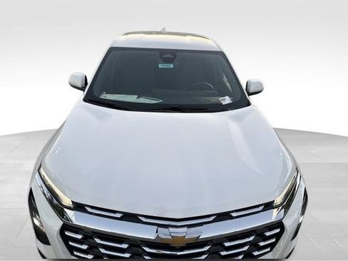Certified 2025 Chevrolet Equinox LT image 34