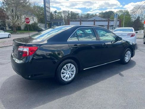Used 2012 Toyota Camry LE FWD image 4