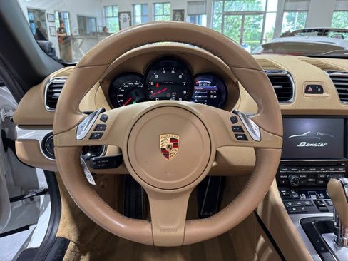 Used 2014 Porsche Boxster RWD image 22