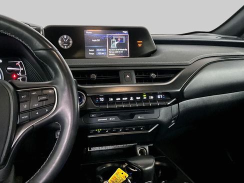 Used 2025 Lexus IS 350 F Sport AWD/4WD image 7