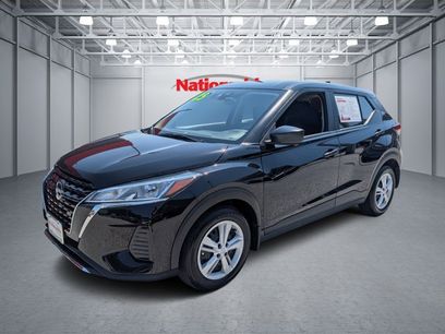 Certified 2025 Nissan Kicks Play S