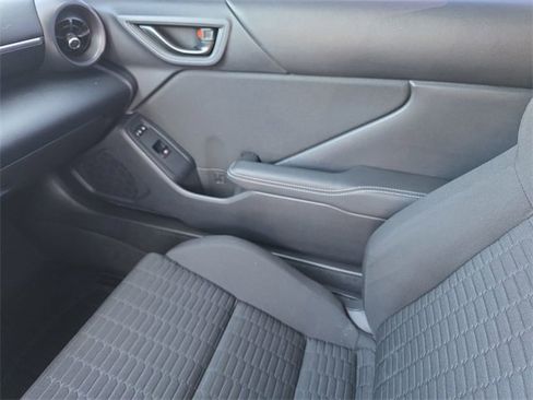 Used 2023 Toyota GR86 Base image 18