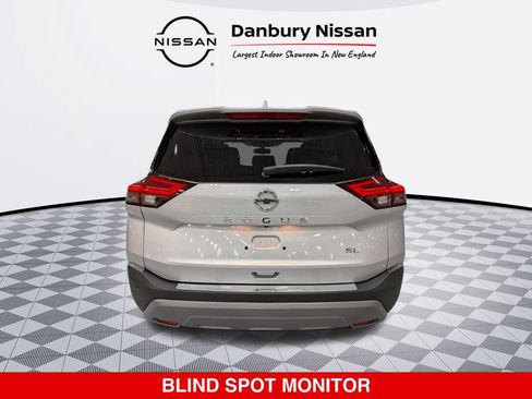 Used 2021 Nissan Rogue SL FWD image 4
