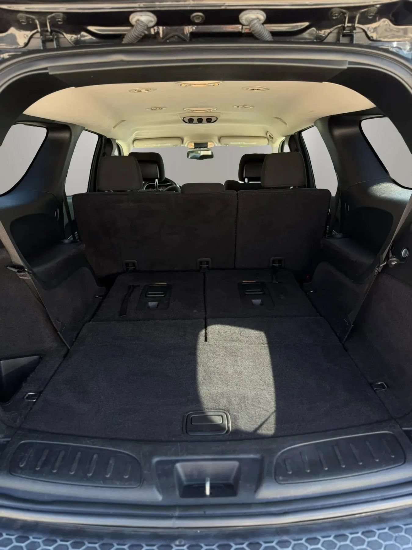 Used 2016 Dodge Durango SXT w/ Quick Order Package 23B AWD/4WD image 8