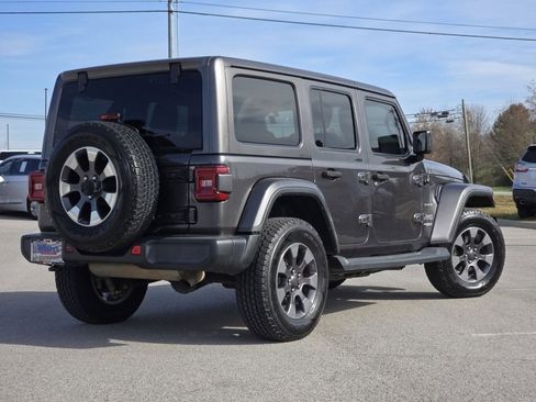 Used 2018 Jeep Wrangler Unlimited Sahara image 18
