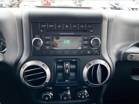 Used 2014 Jeep Wrangler Unlimited Sport w/ Power Convenience Group image 13