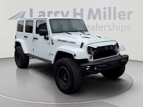Used 2016 Jeep Wrangler Unlimited Rubicon AWD/4WD image 7