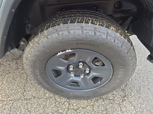 Used 2024 Jeep Wrangler Sport image 28