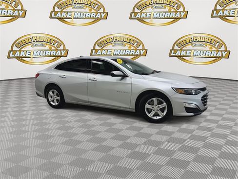Used 2021 Chevrolet Malibu LS image 4