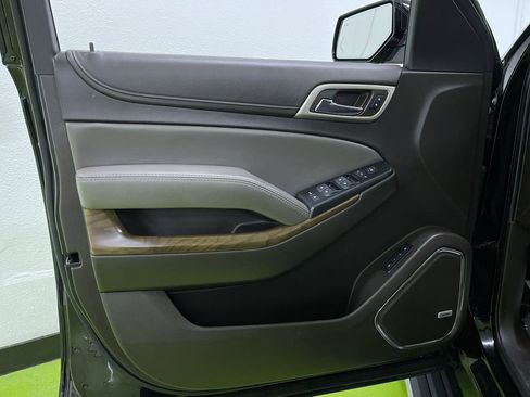 Used 2019 GMC Yukon XL Denali w/ Denali Ultimate Package image 16