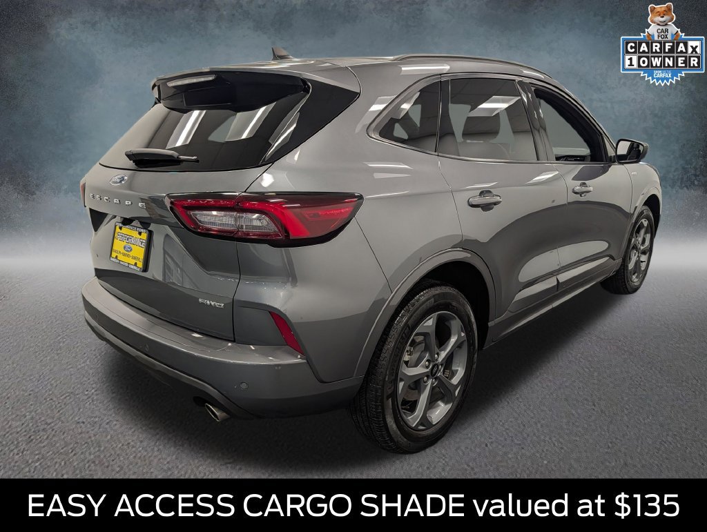 Used 2023 Ford Escape ST-Line w/ Tech Pack #1 AWD/4WD image 5