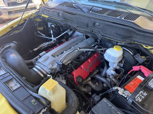 Used 2005 Dodge Ram 1500 Truck Base 2dr Regular Cab RWD SB image 16