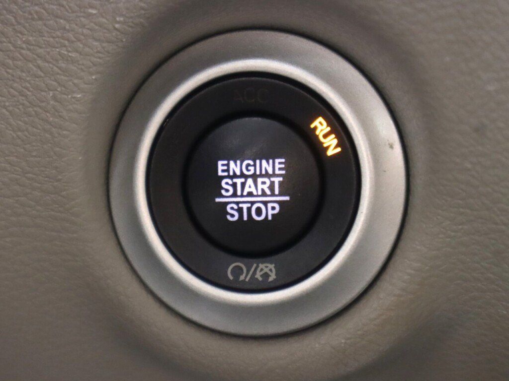 Used 2021 Chrysler Voyager LX w/ Cold Weather Group FWD image 24