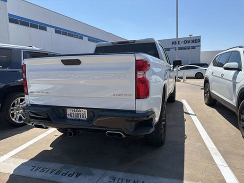 Used 2020 Chevrolet Silverado 1500 Custom Trail Boss w/ Custom Convenience Package image 10