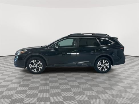Used 2021 Subaru Outback Limited image 2