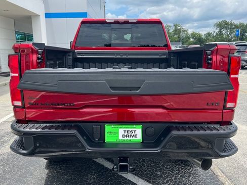 New 2026 Chevrolet Silverado 2500 LTZ w/ LTZ Plus Package AWD/4WD image 9