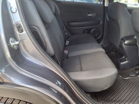 Used 2021 Honda HR-V LX image 14