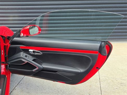 Used 2019 Porsche 911 Turbo image 20