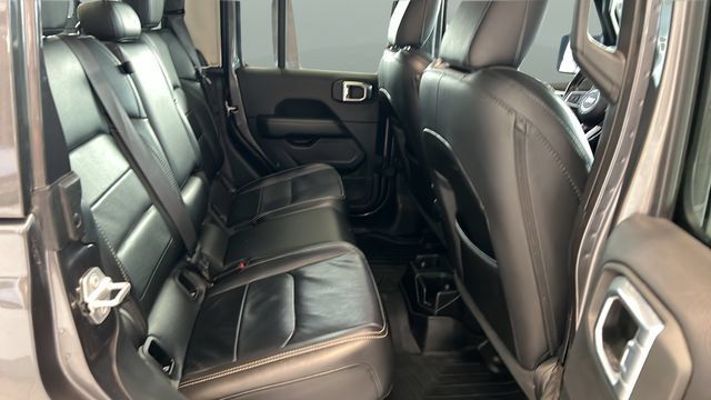 Used 2021 Jeep Gladiator Overland w/ Uconnect 4C Nav & Sound Group AWD/4WD image 19