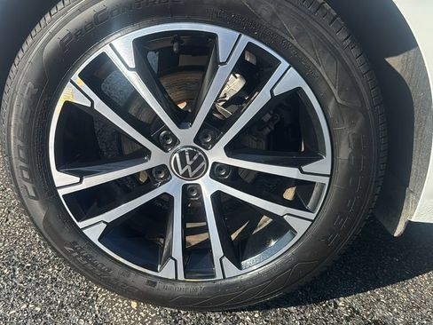 Used 2025 Volkswagen Jetta Sport FWD image 8