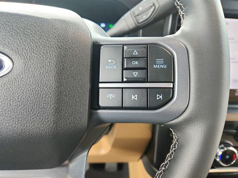 New 2026 Ford F250 Lariat w/ Chrome Package image 24