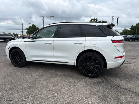 Used 2023 Lincoln Corsair Reserve w/ Equipment Group 201A AWD/4WD image 9