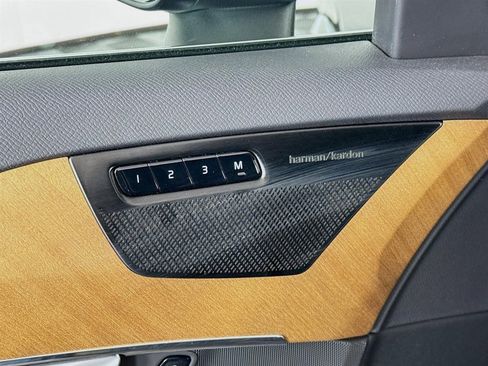 Used 2024 Volvo XC90 B6 Plus w/ Protection Package image 22