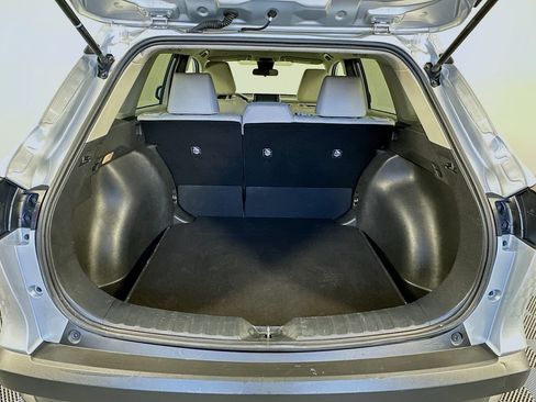 Certified 2022 Toyota Corolla Cross LE FWD image 25