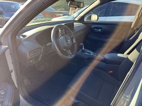 Certified 2024 Honda HR-V Sport image 2