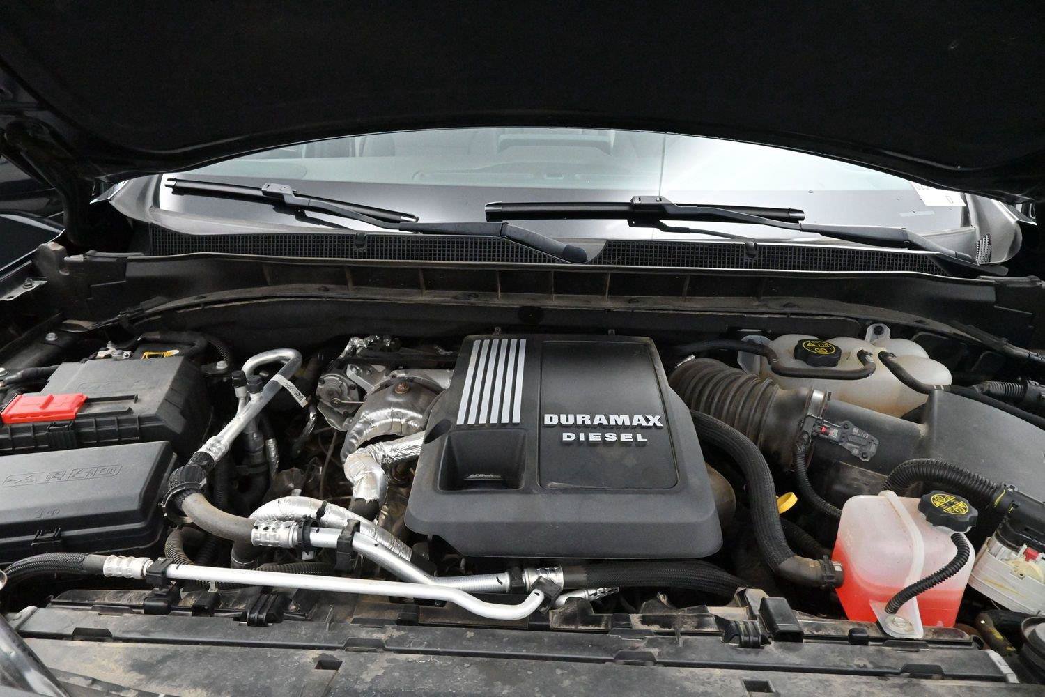 Used 2023 Chevrolet Suburban LS AWD/4WD image 41