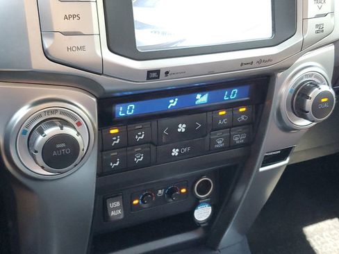 Used 2016 Toyota 4Runner Limited AWD/4WD image 29