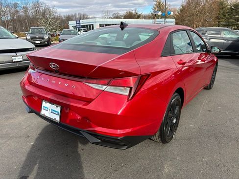 Used 2023 Hyundai Elantra SEL image 7