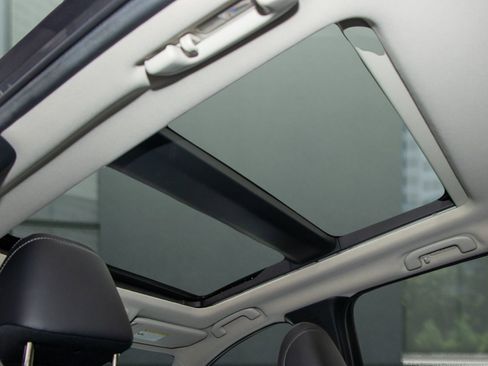 Used 2025 MAZDA CX-50 AWD 2.5 S w/ Weather Package image 24