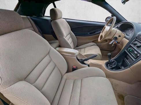 Used 1994 Ford Mustang GT RWD image 14